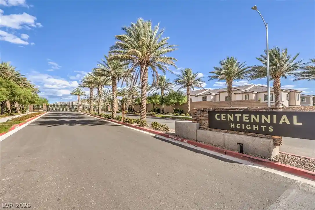 Townhouse for sale at 10718 Burton Grv Ave, Las Vegas, NV 89166 | MLS# 2829415