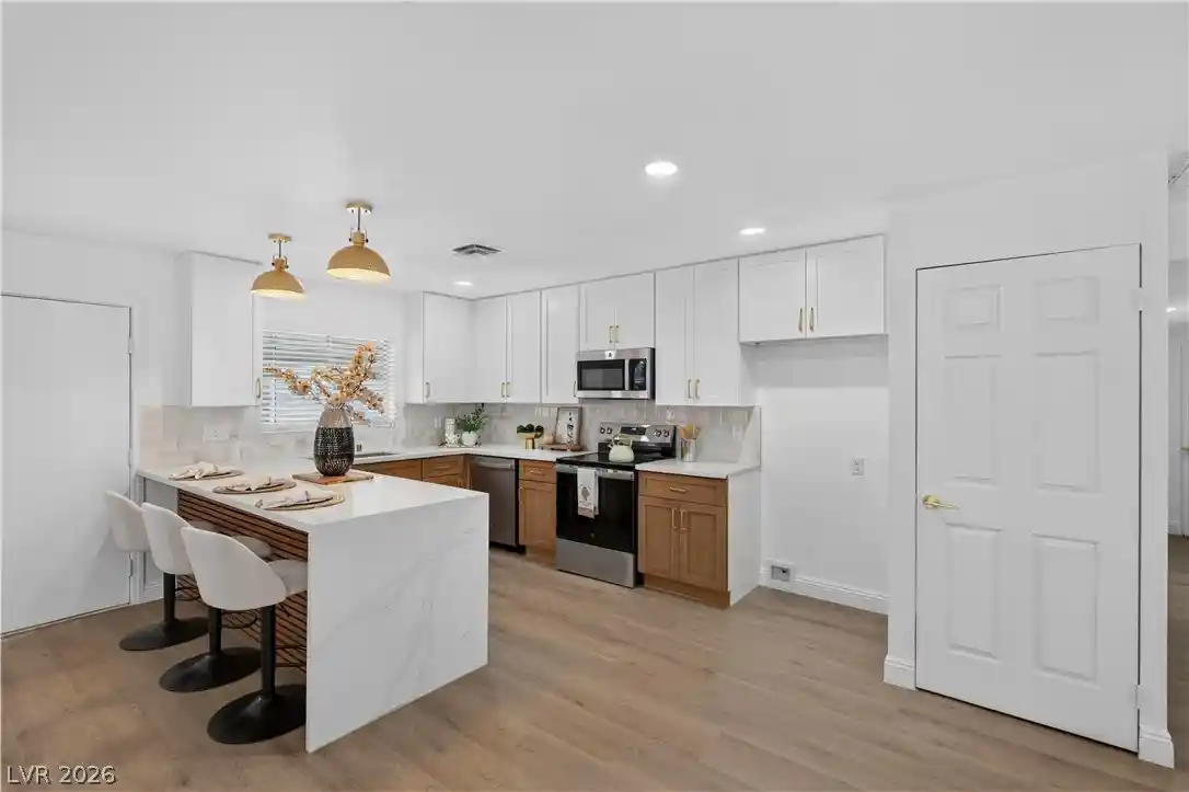 Photo 1 of Single family home for sale at 4289 Vegas Valley Dr, Las Vegas, NV 89121 | MLS# 2829494 | Listing updated on 2026-10-25
