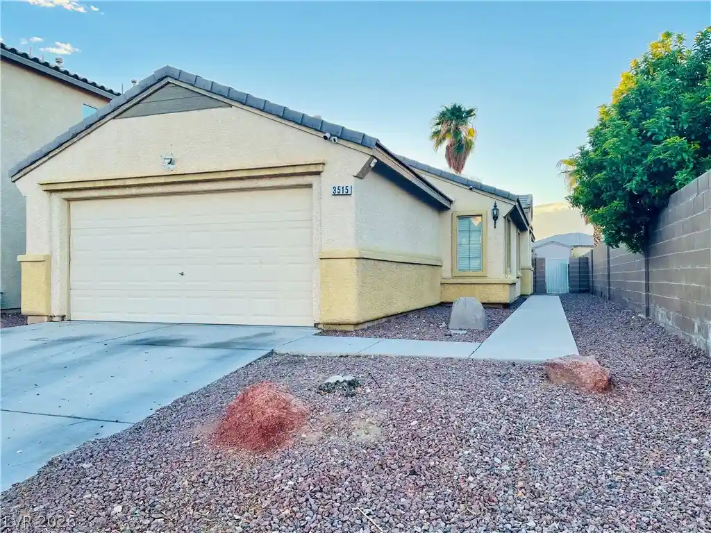 Single family home for sale at 3515 Ashford Grv St, Las Vegas, NV 89122 | MLS# 2829107