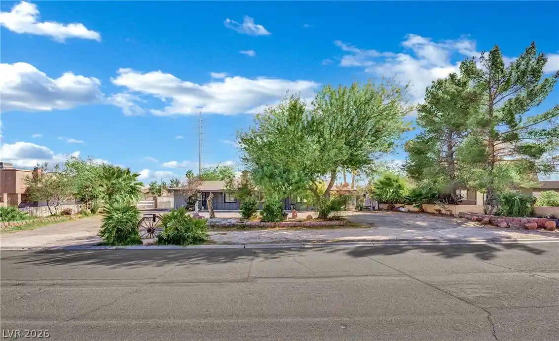 Photo 1 of Single family home for sale at 7942 Firethorn Ln, Las Vegas, NV 89123 | MLS# 2829947 | Listing updated on 2026-10-27