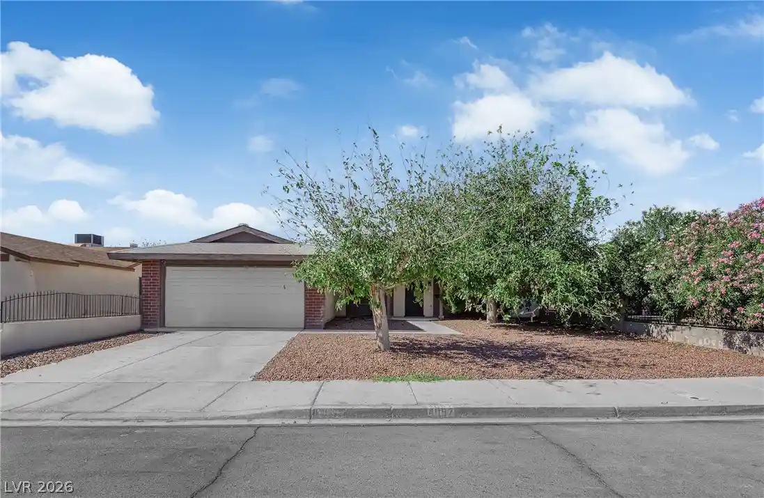 Single family home for sale at 4057 Wendy Ln, Las Vegas, NV 89115 | MLS# 2830056