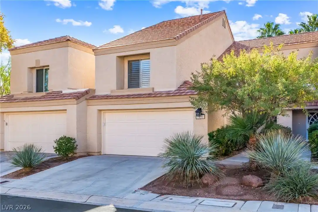 Townhouse for sale at 7821 Surfcrest Ct, Las Vegas, NV 89128 | MLS# 2829467