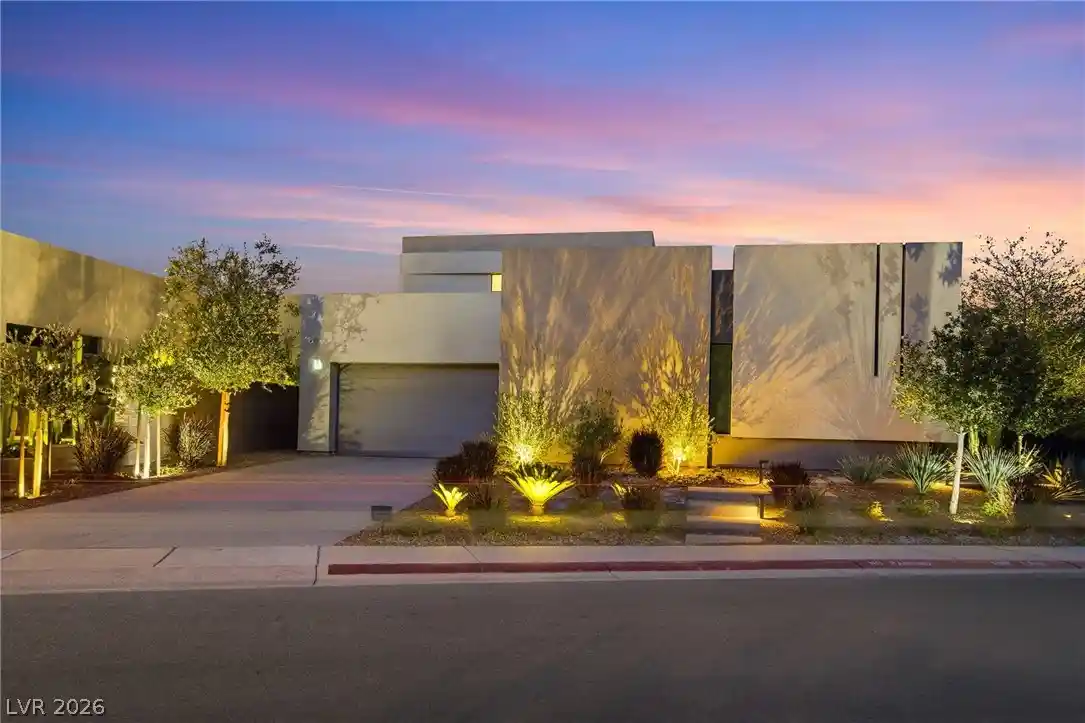 Single family home for sale at 16 Canyon Shrs Pl, Henderson, NV 89011 | MLS# 2830217