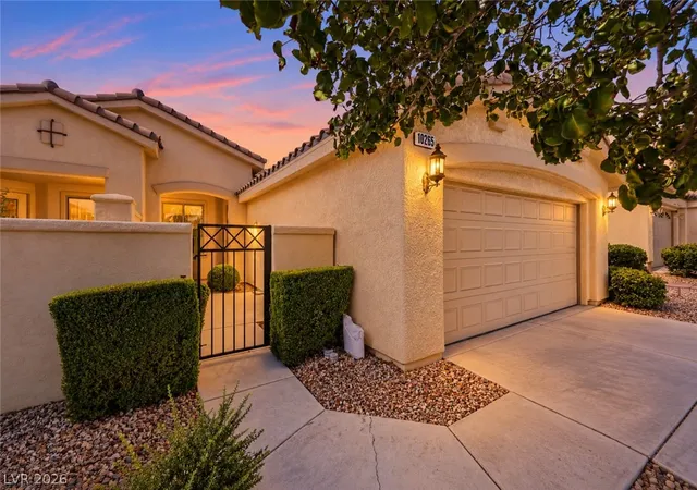 Photo 1 of Townhouse for sale at 10265 Premia Pl, Las Vegas, NV 89135 | MLS# 2830435 | Listing updated on 2026-10-30