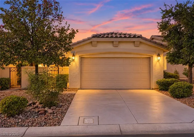 Photo 3 of Townhouse for sale at 10265 Premia Pl, Las Vegas, NV 89135 | MLS# 2830435 | Listing updated on 2026-10-30