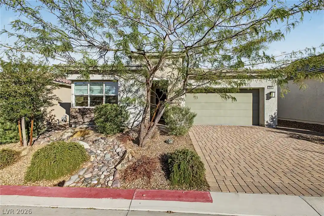 Single family home for sale at 8968 Skye Cyn Ranch St, Las Vegas, NV 89166 | MLS# 2828874