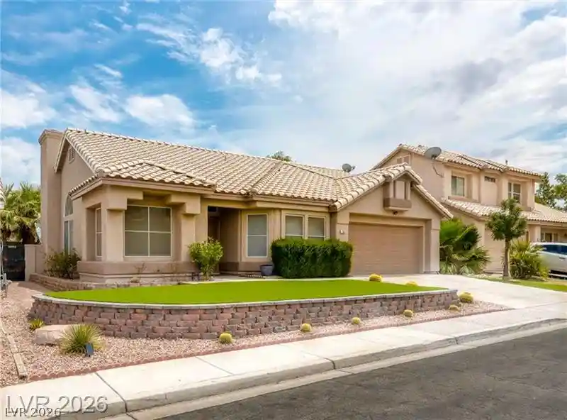 Single family home for sale at 152 Cantamar St, Henderson, NV 89074 | MLS# 2830545