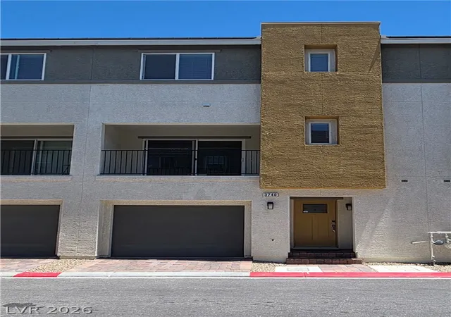 Townhouse for sale at 3740 Brilliant Sunset St, Las Vegas, NV 89129 | MLS# 2830708
