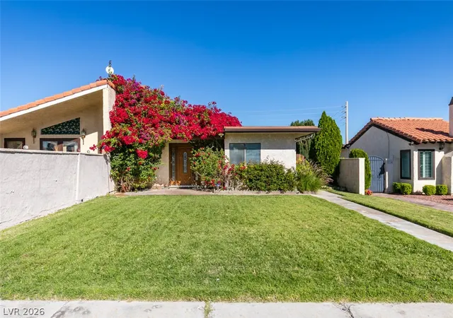 Photo 1 of Townhouse for sale at 5318 Taravilla Cir, Las Vegas, NV 89146 | MLS# 2830743 | Listing updated on 2026-10-30