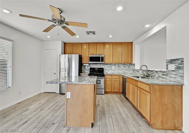 Photo 4 of Single family home for sale at 70 Dun Stable Ave, Las Vegas, NV 89183 | MLS# 2830765 | Listing updated on 2026-10-30