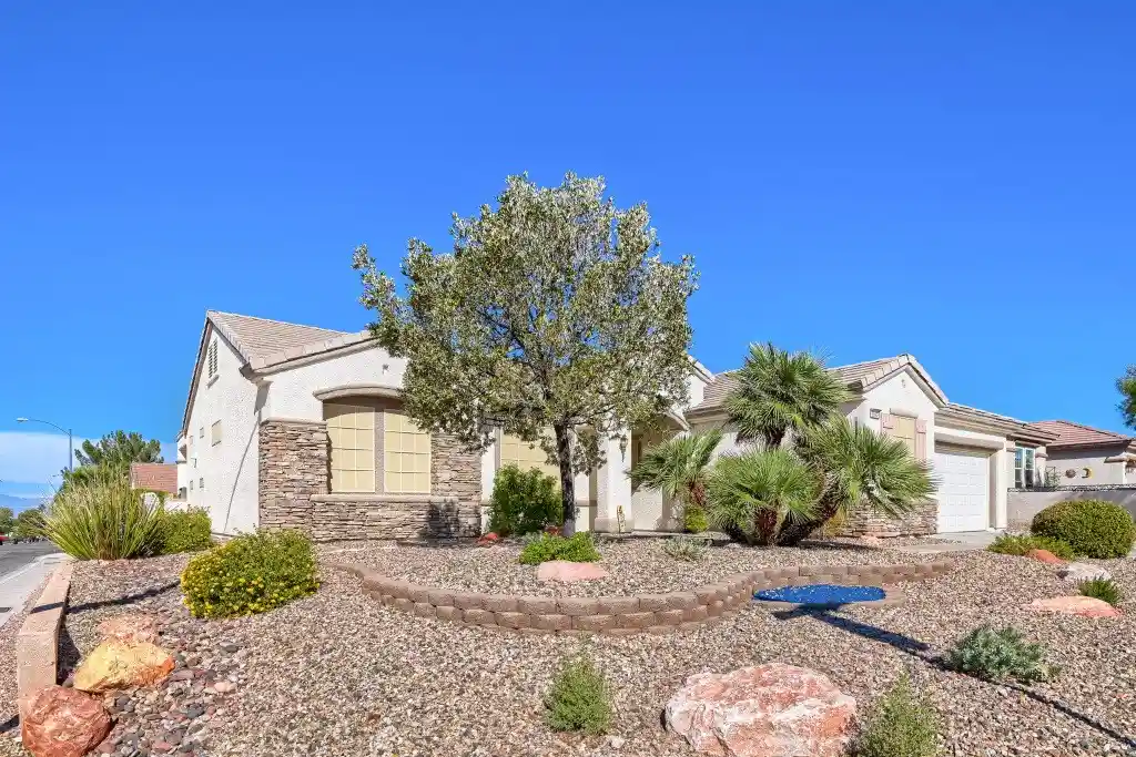 Single family home for sale at 2590 Grandville Ave, Henderson, NV 89052 | MLS# 2829710