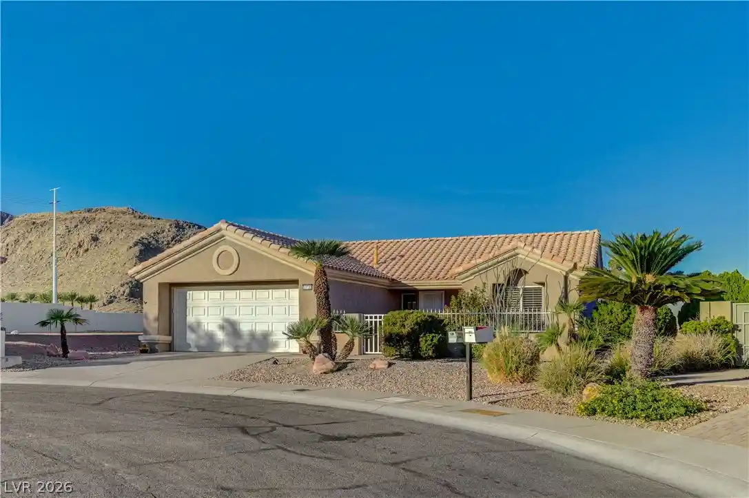 Single family home for sale at 10720 Paine Ct, Las Vegas, NV 89134 | MLS# 2830704