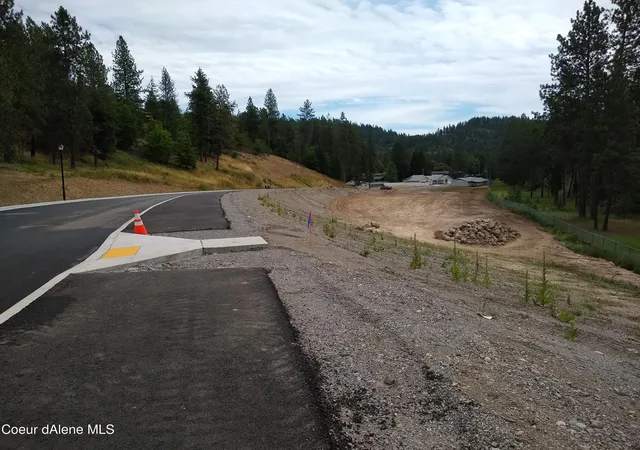 4th image of L2 & L3 B1 N Lilac Lane, Coeur D'alene, ID 83814 | MLS# 23-6013
