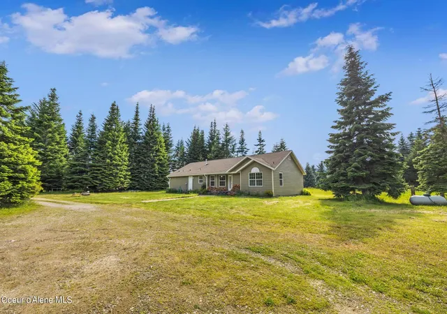 2nd image of 299 Reload Rd, Sandpoint, ID 83864 | MLS# 24-222