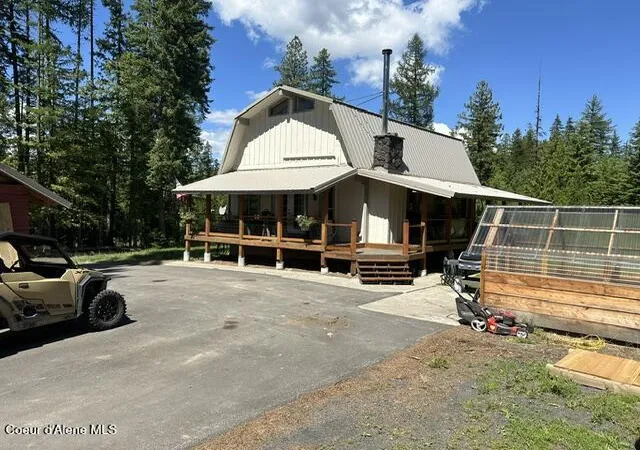 Homes for sale in St. Maries, ID | 77091 S Hwy 3, St. Maries, ID 83861 | MLS# 25-7289