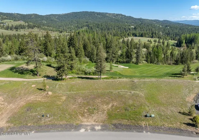 5th image of 14933 S Chalk Hill Dr, Coeur D Alene, ID 83814 | MLS# 25-4402