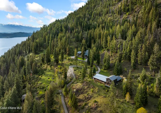 2nd image of 825 Winter Ridge Rd, Hope, ID 83836 | MLS# 26-6168