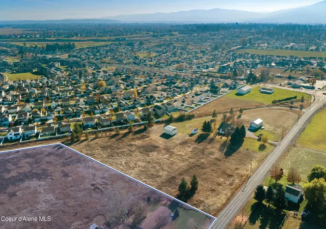 Photo 4 of Sale Pending at 8394 N Chase Rd, Post Falls, ID 83854 | MLS# 25-7626 | Listing updated on 2026-05-08