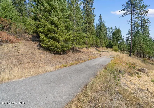 2nd image of 10795 W Bella Ridge Dr, Coeur D Alene, ID 83814 | MLS# 25-9444