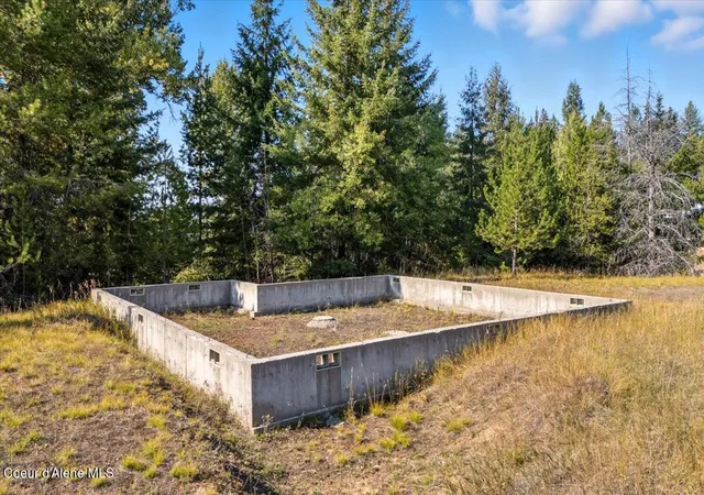 2nd image of Xx Poloma Ln, Priest River, ID 83856 | MLS# 25-9484
