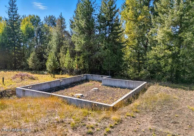 3rd image of Xx Poloma Ln, Priest River, ID 83856 | MLS# 25-9484