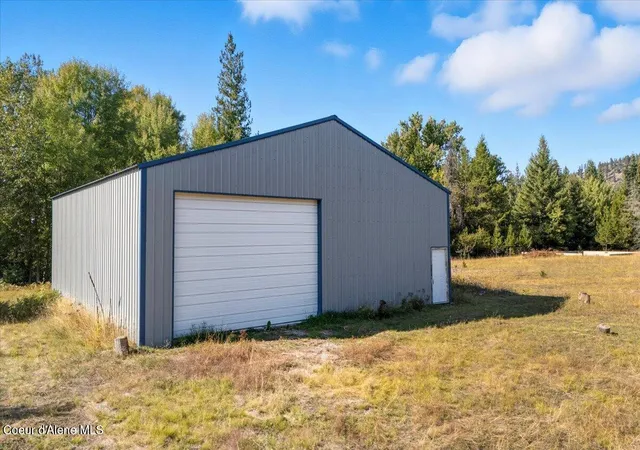5th image of Xx Poloma Ln, Priest River, ID 83856 | MLS# 25-9484