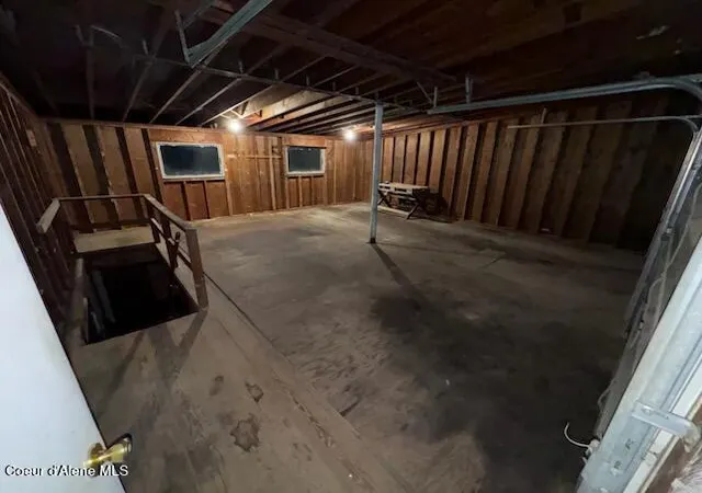 5th image of 721 Hunter St, Mullan, ID 83846 | MLS# 25-9652