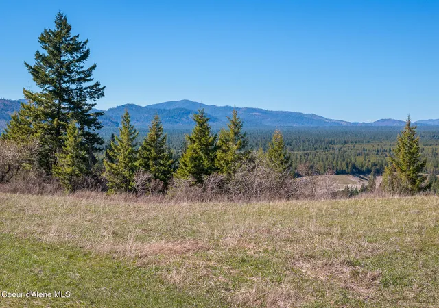 3rd image of N Rimrock Road, Hayden, ID 83835 | MLS# 25-10921