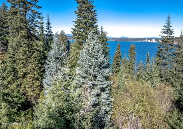 25th image of 3676 S North Cape Rd, Coeur D Alene, ID 83814 | MLS# 25-10449