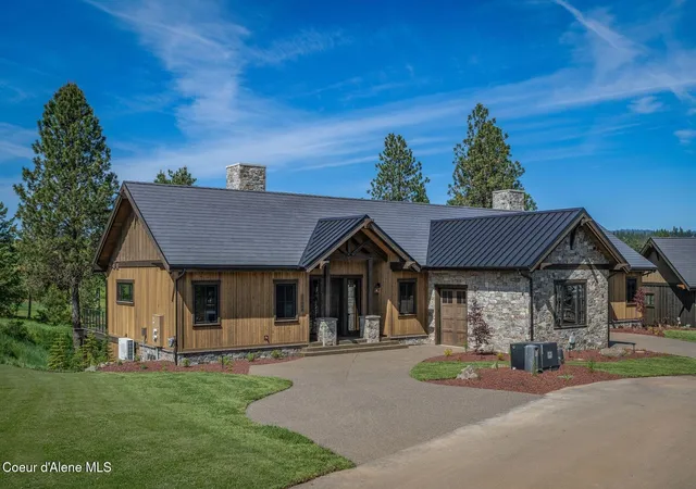 4th image of 17920 S Kimberlite Dr, Coeur D Alene, ID 83814 | MLS# 25-11097