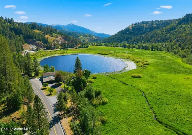 Homes for sale in Saint Maries, ID | 2035 St Joe River Rd, Saint Maries, ID 83861 | MLS# 26-310