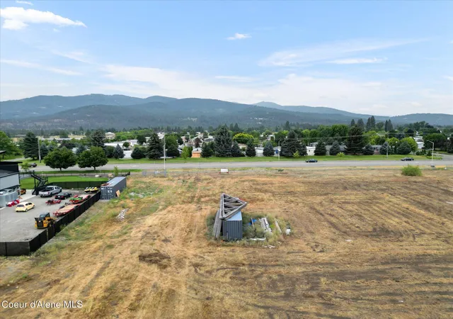 2nd image of 2087 W Seltice Wy, Post Falls, ID 83854 | MLS# 26-903