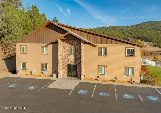 2nd image of 19459 W Riverview Dr, Post Falls, ID 83854 | MLS# 26-936