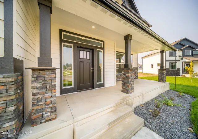 Photo 2 of Single family home for sale at 8986 Bedwell St, Rathdrum, ID 83858 | MLS# 26-1110 | Listing updated on 2026-05-08