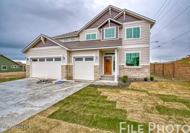 Photo 1 of Single family home for sale at 8975 Bedwell St, Rathdrum, ID 83858 | MLS# 26-1111 | Listing updated on 2026-05-08