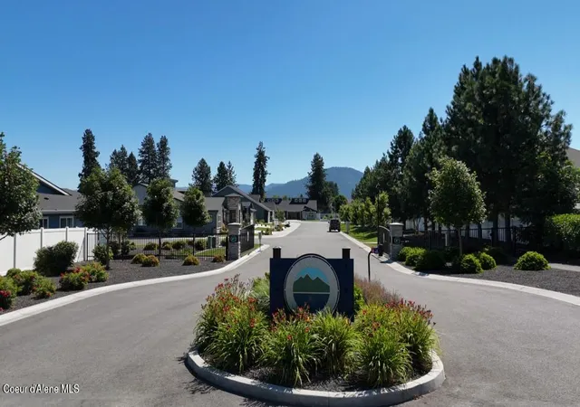 2nd image of 7400 N Breaux Dr, Coeur D Alene, ID 83815 | MLS# 26-1425