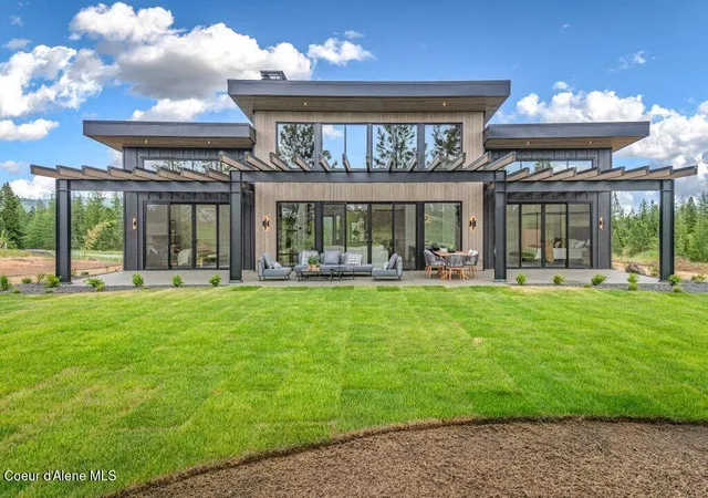 Photo 1 of Sale Pending at 5762 W Double Eagle Ct, Coeur D'alene, ID 83814 | MLS# 26-3183 | Listing updated on 2026-09-22