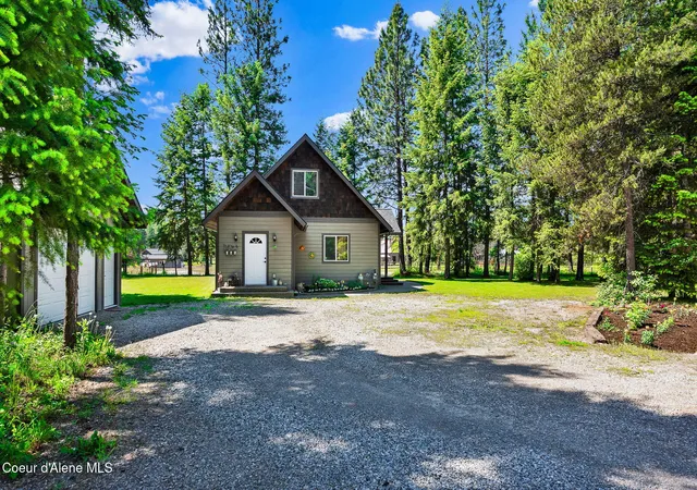 Homes for sale in Bonners Ferry, ID | 54 Star Rd, Bonners Ferry, ID 83805 | MLS# 26-1724