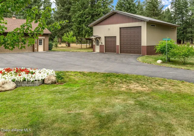 Photo 3 of Sale Pending at 975 W Ohio Match Rd, Rathdrum, ID 83858 | MLS# 26-1762 | Listing updated on 2026-08-24