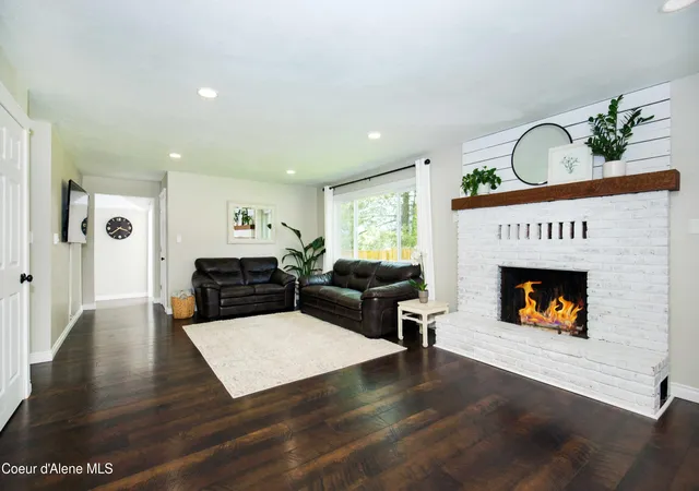 Photo 4 of Multi family home for sale at 41 Pinecone Rd, Sandpoint, ID 83864 | MLS# 26-1787 | Listing updated on 2026-07-23