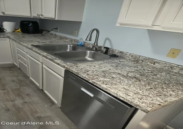 4th image of 1216 Alder St, Sandpoint, ID 83864 | MLS# 26-2260