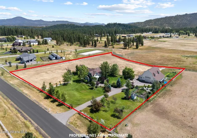 Photo 2 of Single family home for sale at 6232 W Quaking Aspen Dr, Coeur D Alene, ID 83814 | MLS# 26-2601 | Listing updated on 2026-06-05