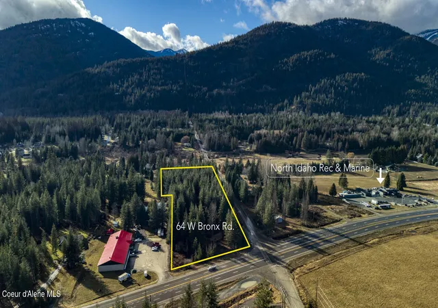Homes for sale in Sandpoint, ID | 64 W Bronx Rd, Sandpoint, ID 83864 | MLS# 26-2482