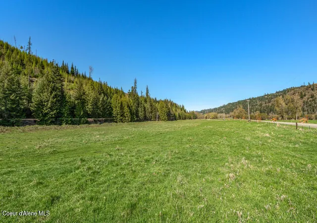 3rd image of 28 Horn Hooked Ln, St. Maries, ID 83861 | MLS# 26-2269