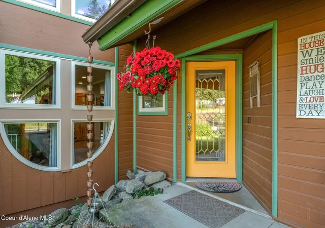 1st image of 311 School Rd, Hope, ID 83836 | MLS# 26-2281