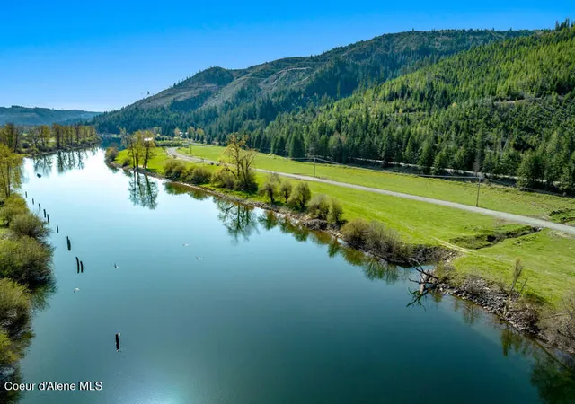 Homes for sale in St. Maries, ID | 29 Horn Hooked Ln, St. Maries, ID 83861 | MLS# 26-2319