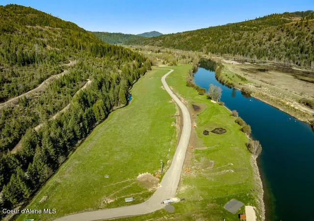 3rd image of 32 Horn Hooked Ln, St. Maries, ID 83861 | MLS# 26-2462