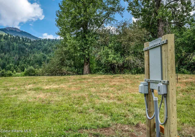5th image of 32 Horn Hooked Ln, St. Maries, ID 83861 | MLS# 26-2462