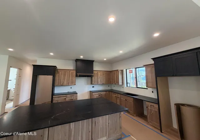 3rd image of 883 Grouse Mountain Rd, Sagle, ID 83860 | MLS# 26-2541