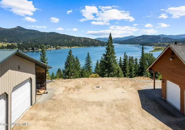 Homes for sale in Priest River, ID | 14830 Dufort Rd, Priest River, ID 83856 | MLS# 26-2523